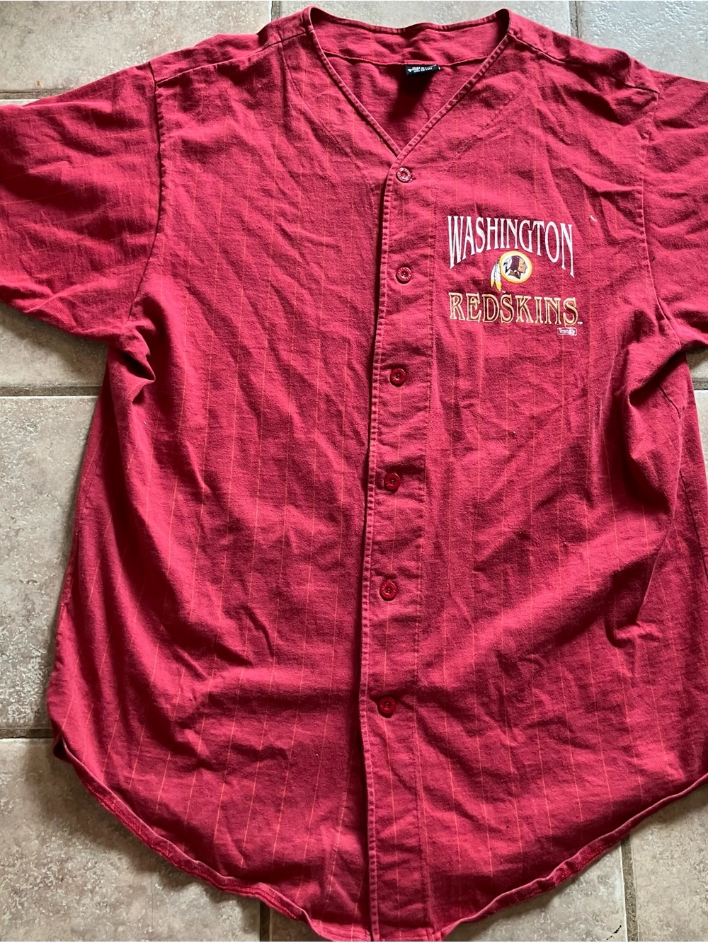 Pre-owned Front Row by Salem Sportswear brand, "WASHINGTON REDSKINS" jersey xl